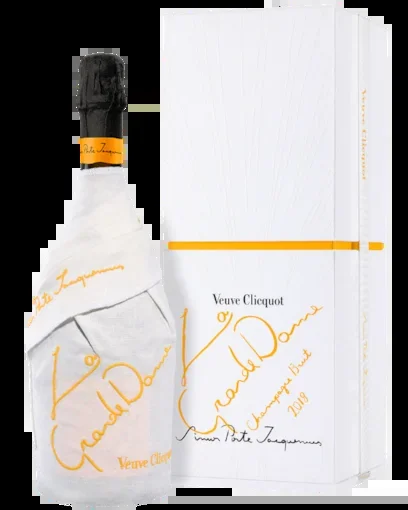 VEUVE CLICQUOT CHAMPAGNE LA GRANDE DAME SIMON PORTE JACQUEMUS EDITION 2018 VTG FRANCE 750ML